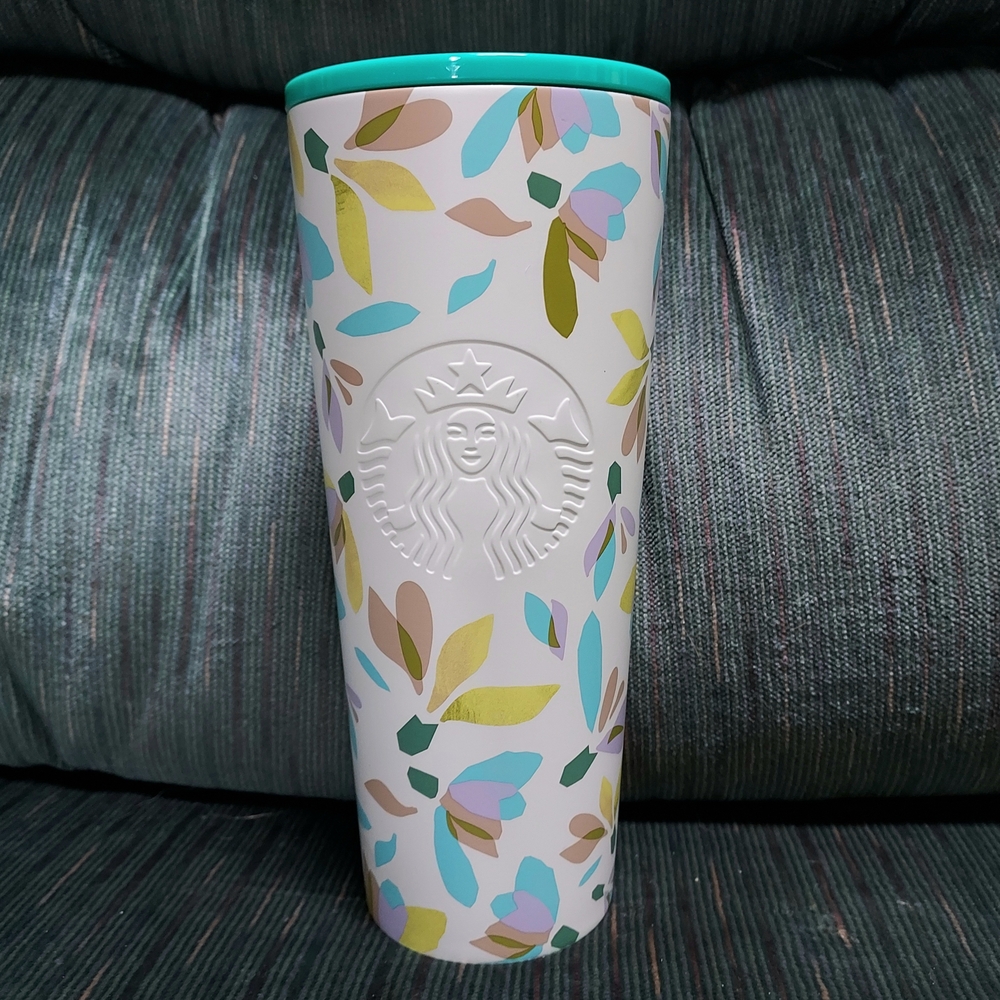 Starbucks Floating Snowflakes 24 oz Venti Metal Tumbler 2023 Winter Collection